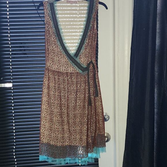 Young Essence  - Picture 1 of 9